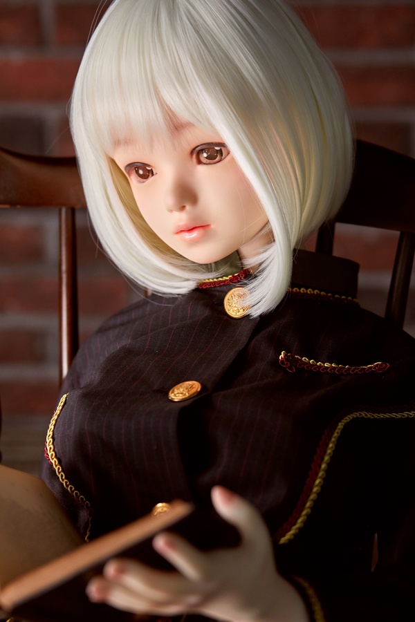 Orient Industry Berry Series Coco close-up portrait